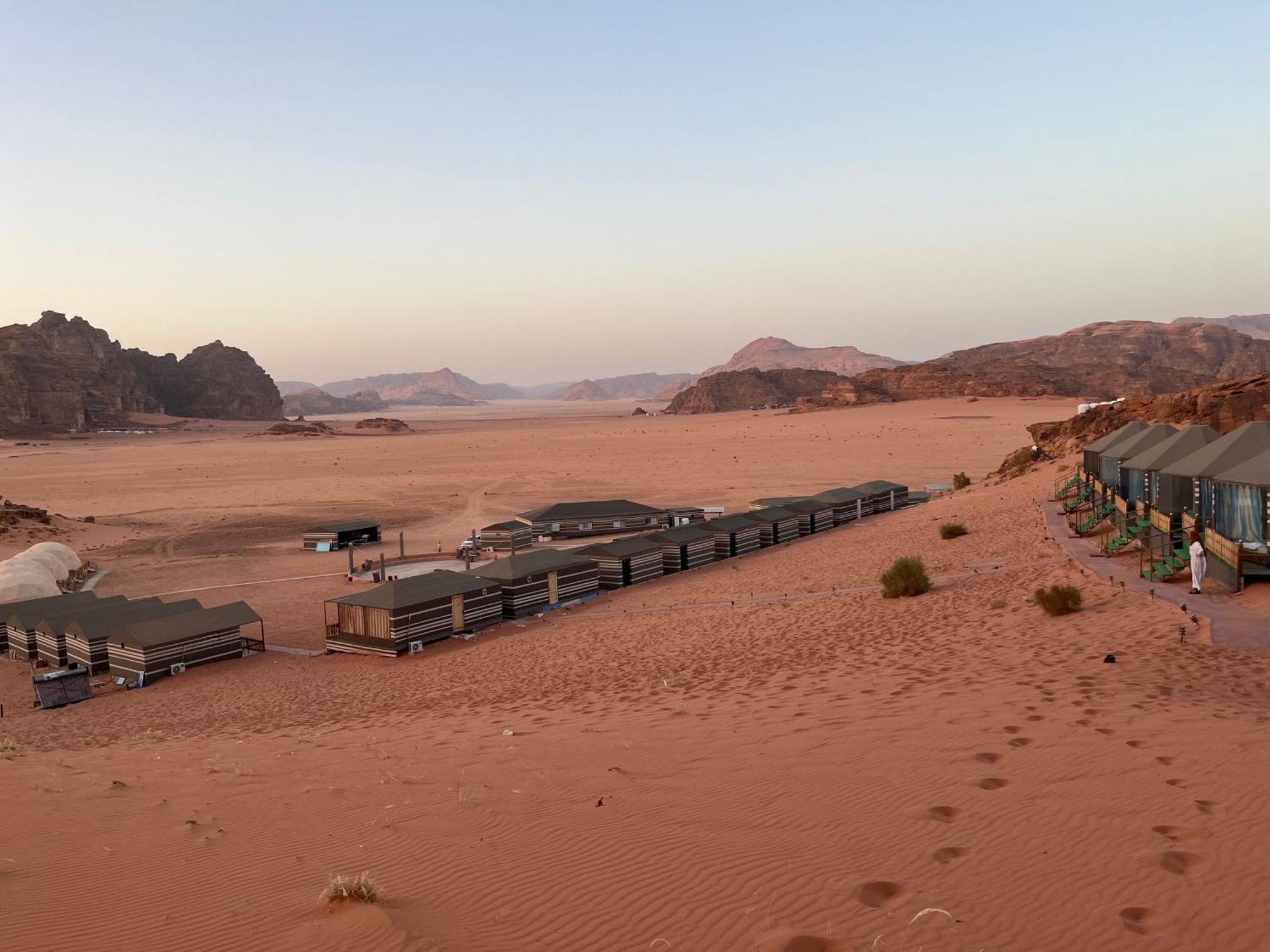Al Raha Luxury Camp 호텔 와디럼 외부 사진